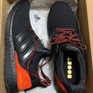 Adidas Ultraboost DNA running shoes